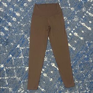 Aerie OFFLINE High-Rise Real Me 7/8 Leggings in Brown